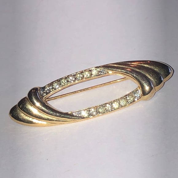 Vintage Jewelry - Elegant Vintage Gold Tone CZ Rhinestone Retro Boho Brooch